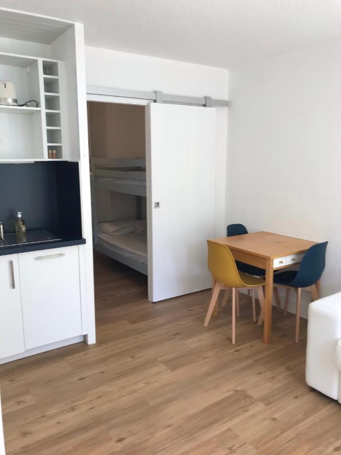 Apartment Les Petrels Avec Terrasse Et Jardinet A 2 Pas De La *